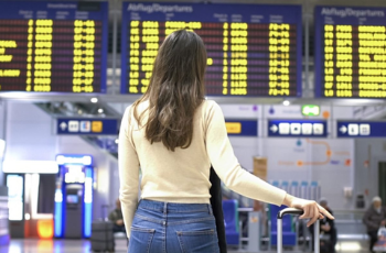 Promoção de de passagens aéreas com 60% de desconto dentro da Espanha