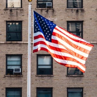 Melhores dicas para comprar casa em leilão nos EUA ( Imagem: Freepik}