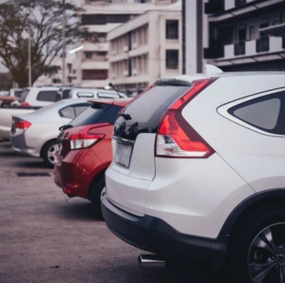 Aplicativo para consultar placa de veículos (Imagem: Freepik)